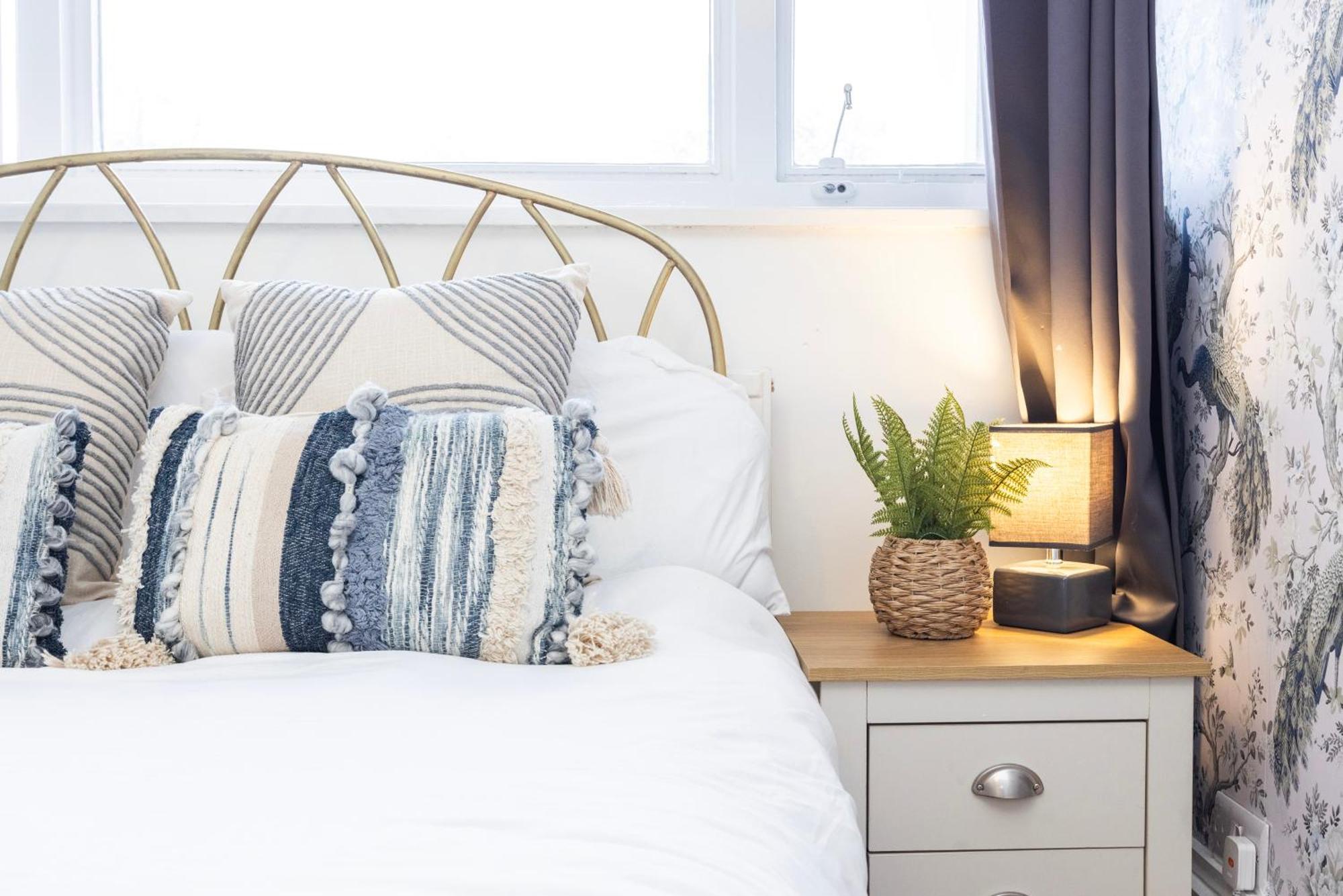 Trendy 4 Bed Apartment Near Vibrant Shoreditch W Balcony And Walking Distance To Tube London Exterior foto