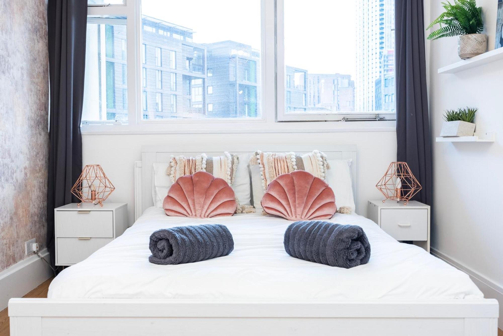 Trendy 4 Bed Apartment Near Vibrant Shoreditch W Balcony And Walking Distance To Tube London Exterior foto